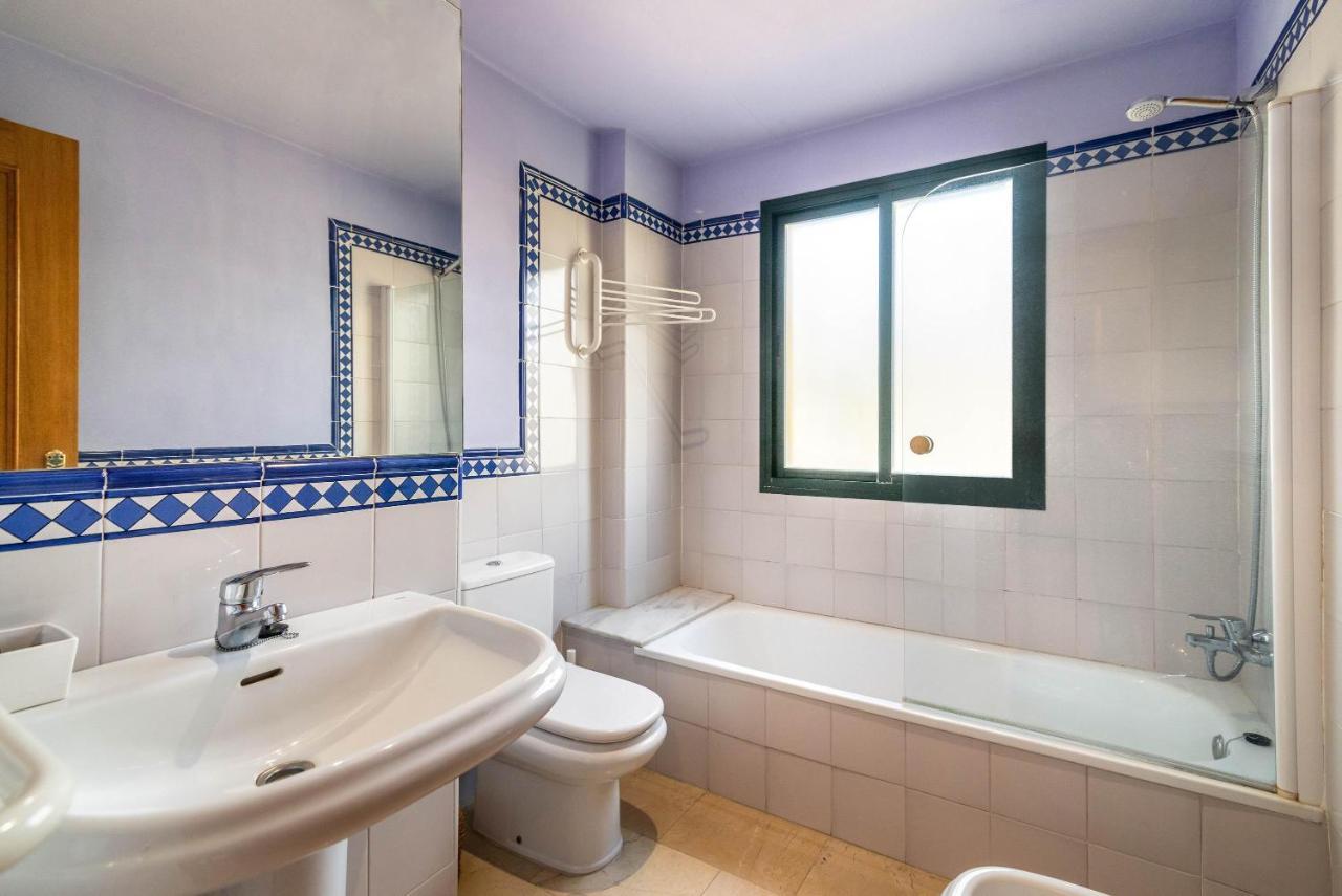 Spacious Apartment In Marbella Esterno foto