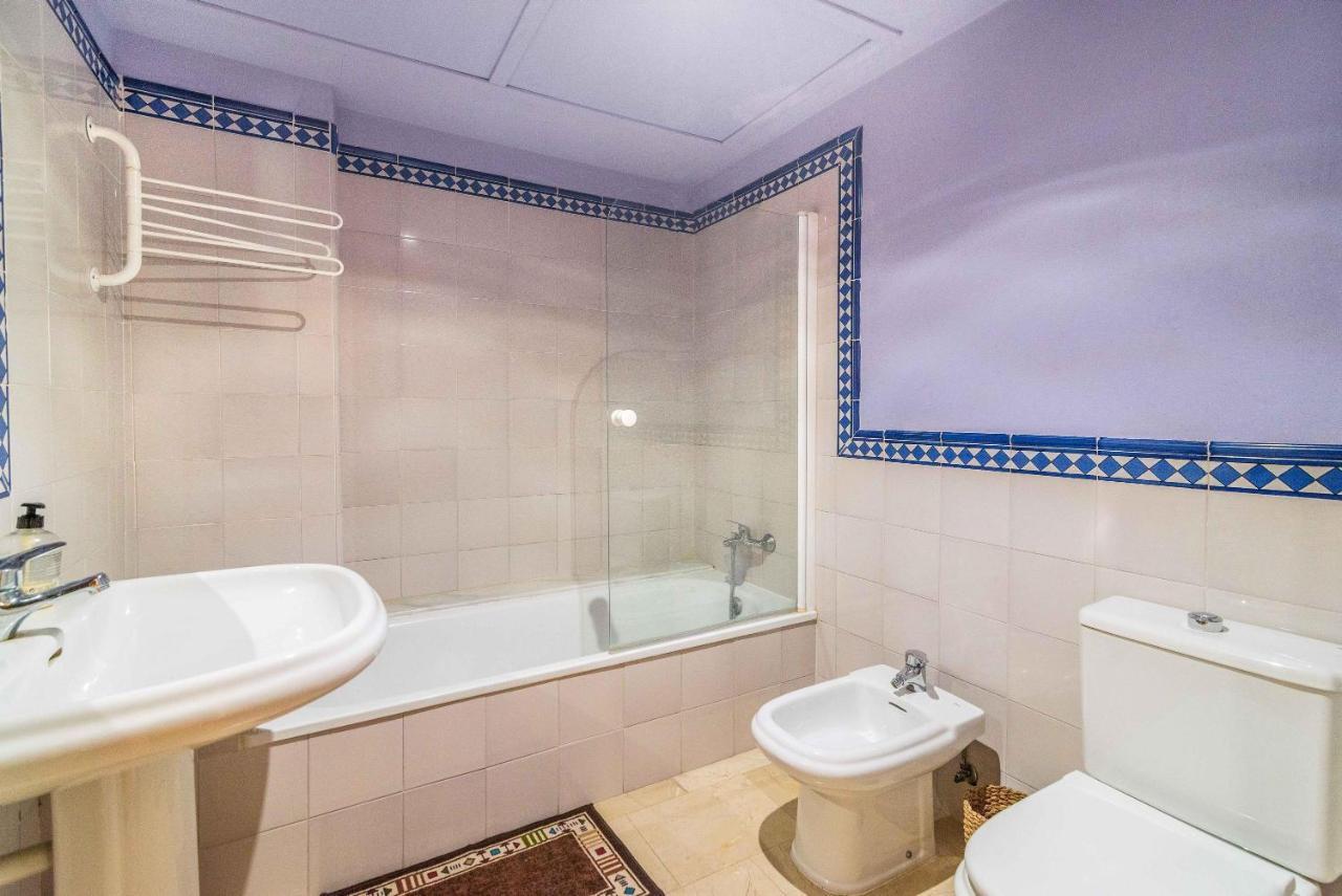 Spacious Apartment In Marbella Esterno foto